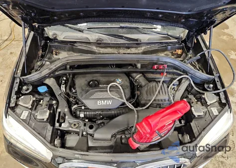 2016 BMW X1 xDrive28I z USA, uszkodzony, nr VIN WBXHT3Z38G4A51067